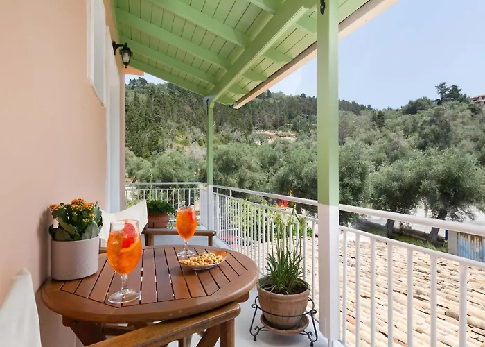 Venti Di Paxos Lákka